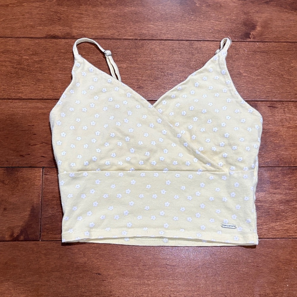Hollister Yellow Floral Crop Top xs